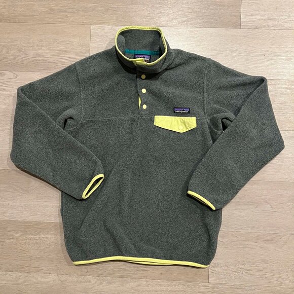 Patagonia Women's Lightweight Synchilla® Snap-T® Pullover - Picture 2 of 6